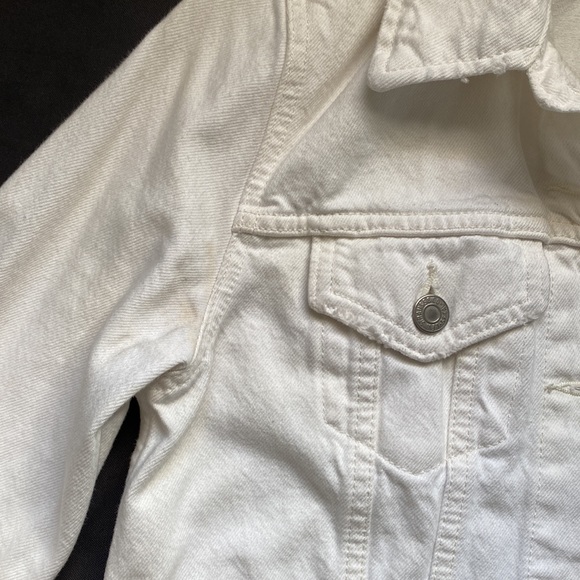 Levi’s Denim Jacket - Picture 3 of 5